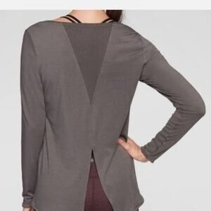 ATHLETA FLAGSTONE GREY ESSENCE SEMI FIT LONG SLEEVE T SHIRT TOP